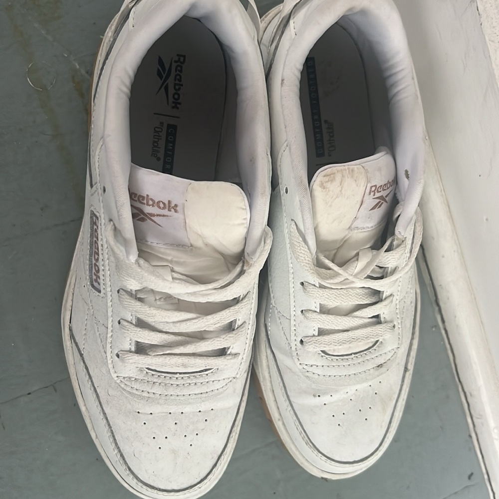 Reebok sneakers. Worn a few times. Good used condition. - Picture 2 of 5